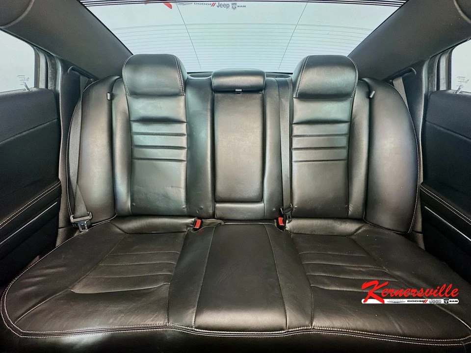 2013 Dodge Charger 7th Gen - Image 13 of 24