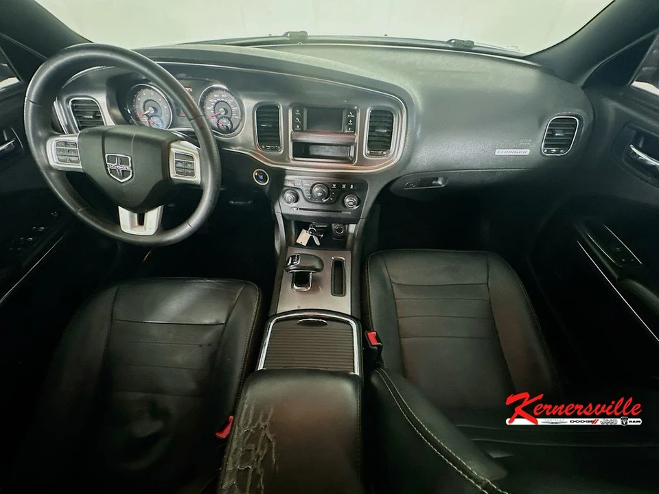 2013 Dodge Charger 7th Gen - Image 10 of 24