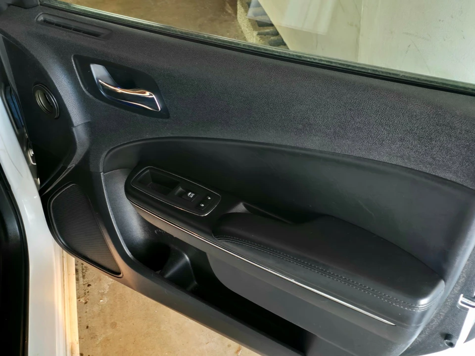 2013 Dodge Charger 7th Gen - Image 15 of 22
