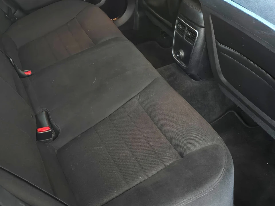 2013 Dodge Charger 7th Gen - Image 9 of 22