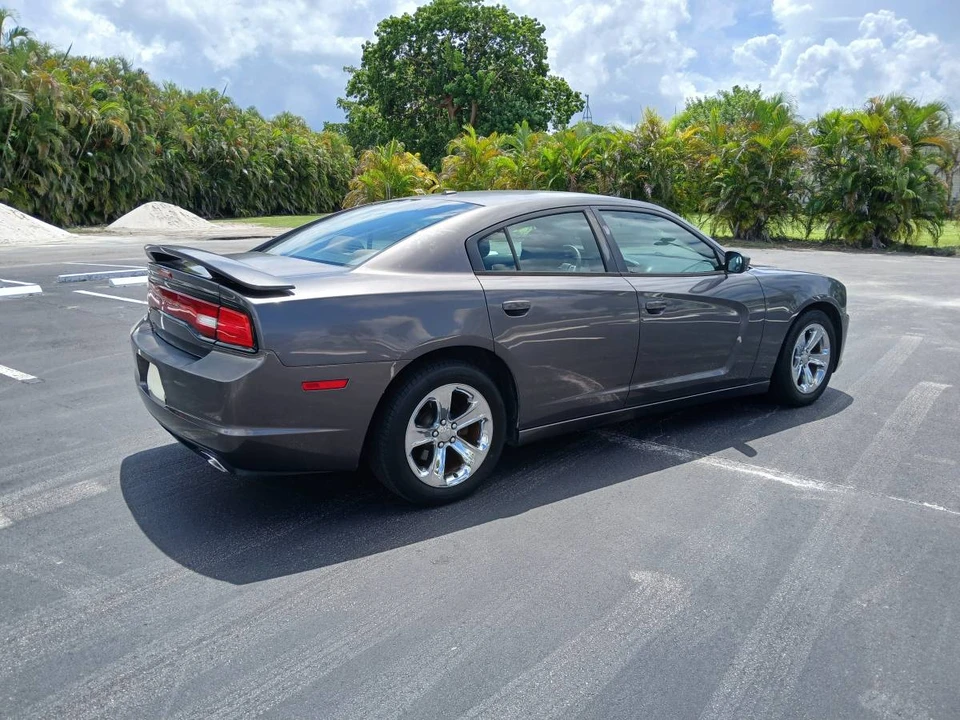 2013 Dodge Charger 7th Gen - Image 5 of 20