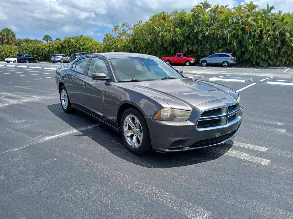 2013 Dodge Charger 7th Gen - Image 3 of 20