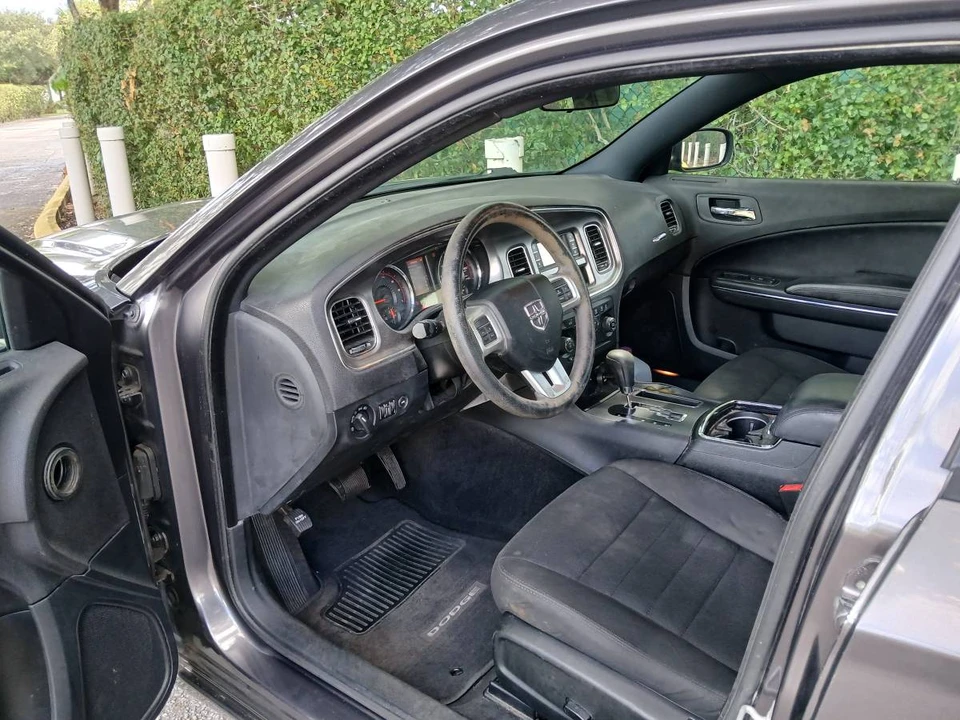 2013 Dodge Charger 7th Gen - Image 12 of 20