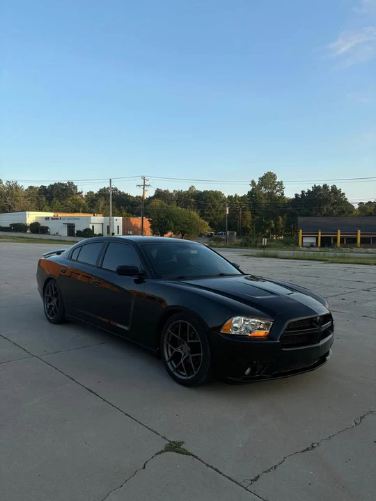 2013 Dodge Charger 7th Gen - Image 6 of 14