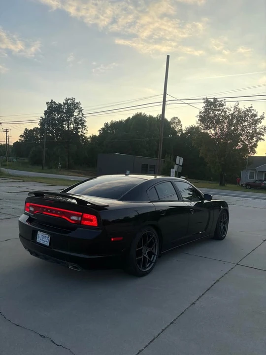2013 Dodge Charger 7th Gen - Image 8 of 14