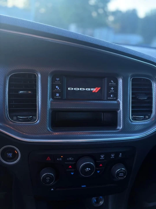 2013 Dodge Charger 7th Gen - Image 12 of 14
