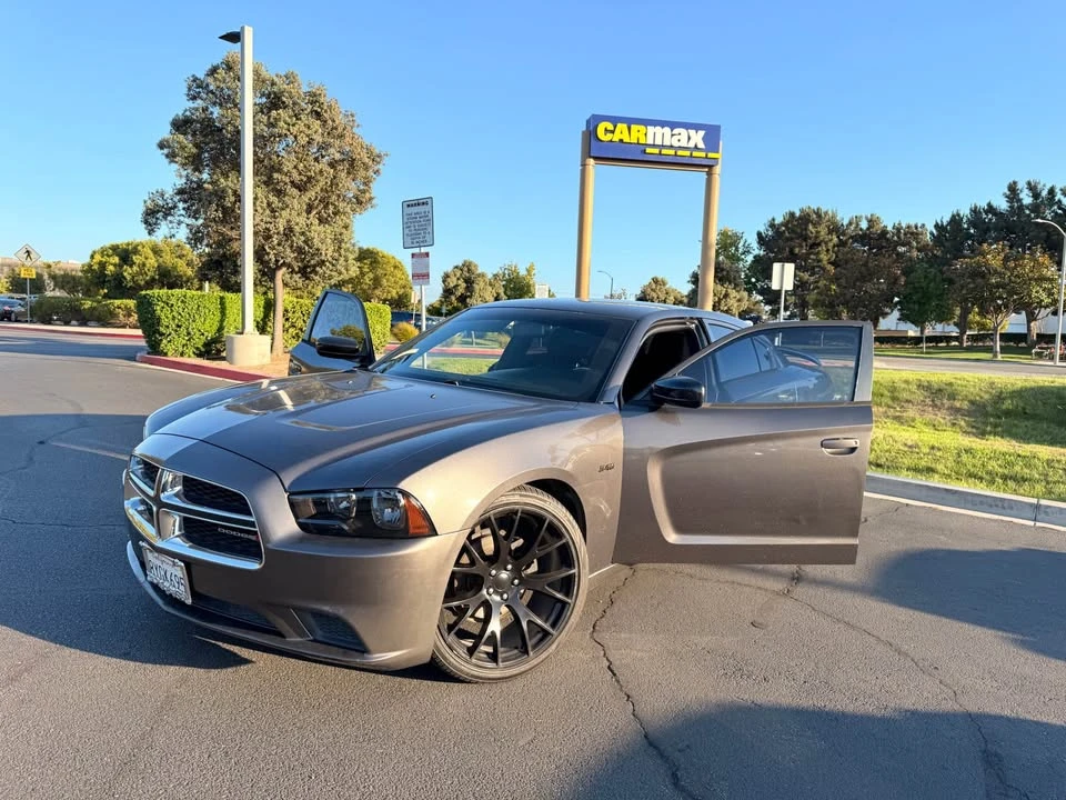 2013 Dodge Charger 7th Gen - Image 8 of 11