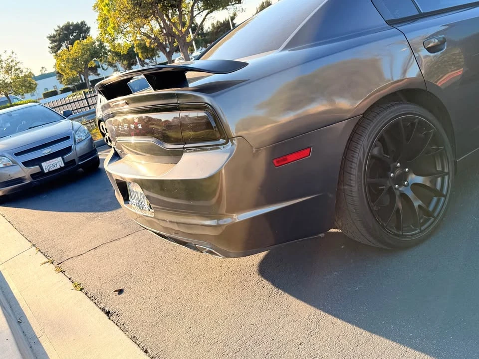 2013 Dodge Charger 7th Gen - Image 3 of 11