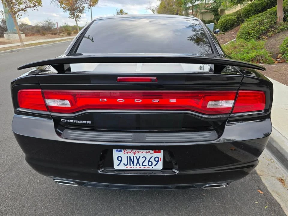 2013 Dodge Charger 7th Gen - Image 10 of 19