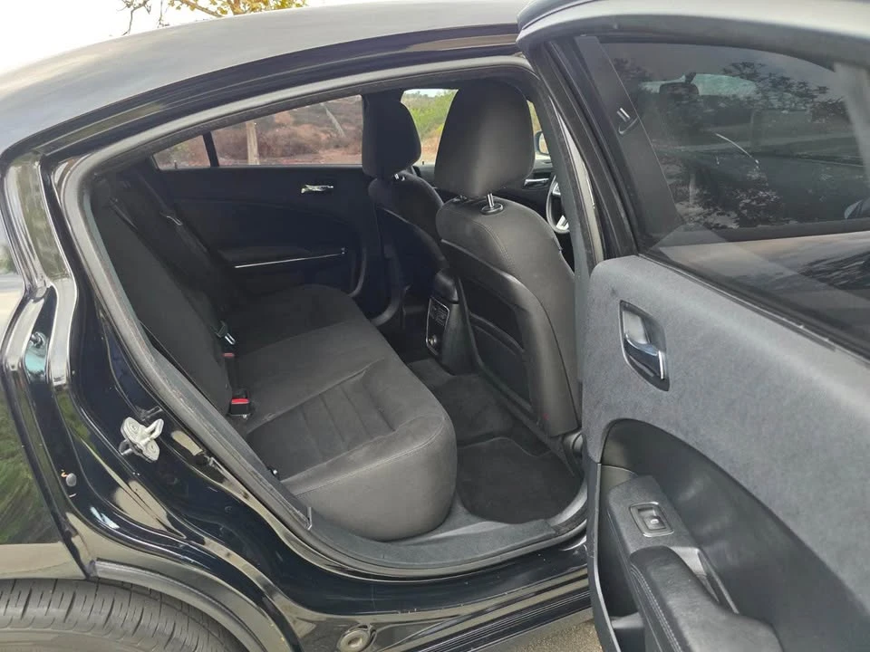 2013 Dodge Charger 7th Gen - Image 13 of 19