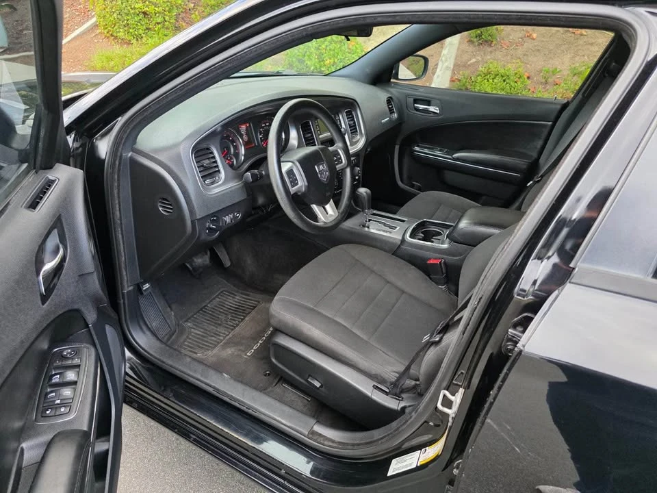 2013 Dodge Charger 7th Gen - Image 3 of 19
