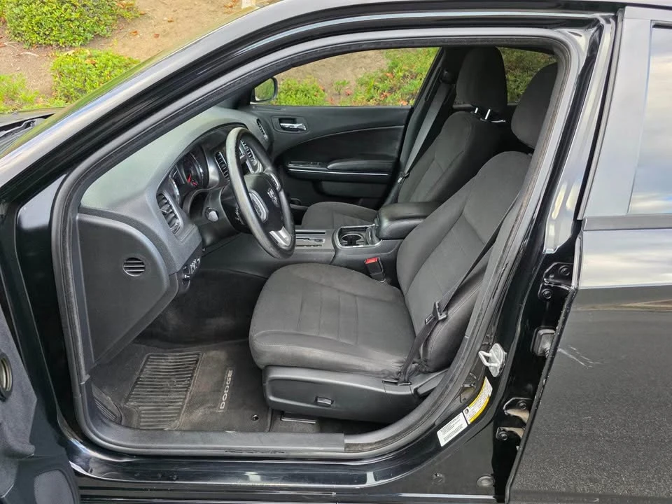 2013 Dodge Charger 7th Gen - Image 15 of 19