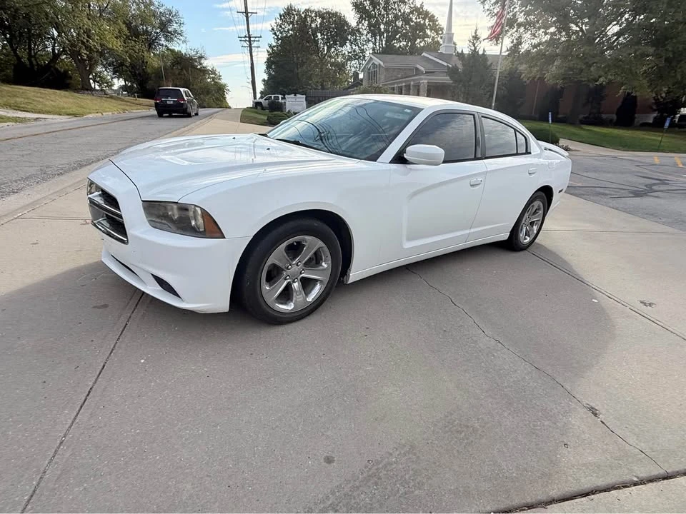2013 Dodge Charger 7th Gen - Image 20 of 20