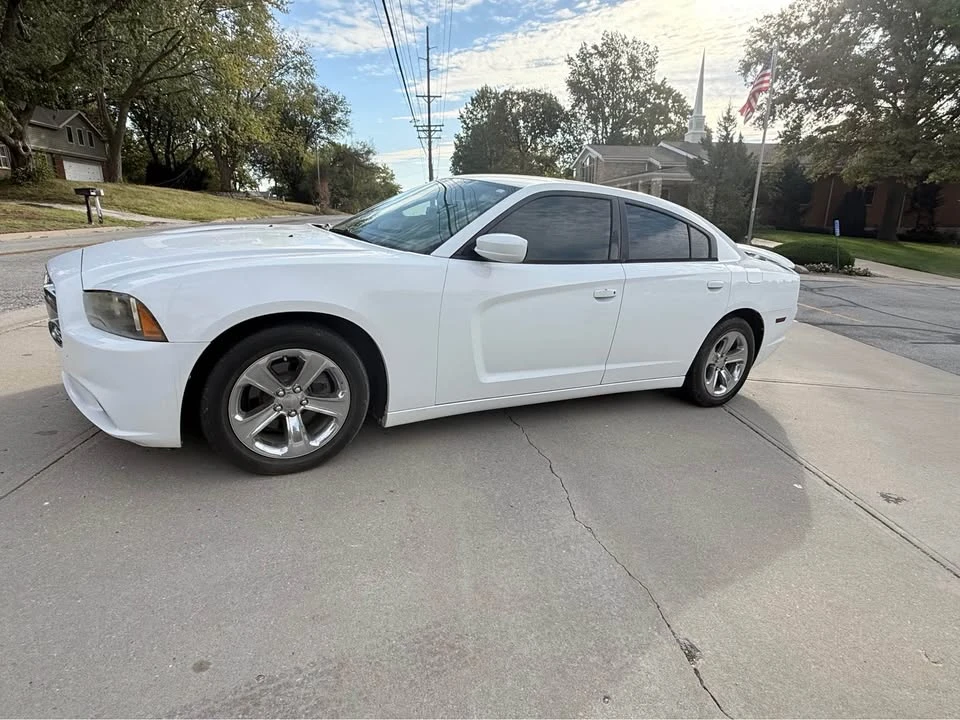 2013 Dodge Charger 7th Gen - Image 12 of 20