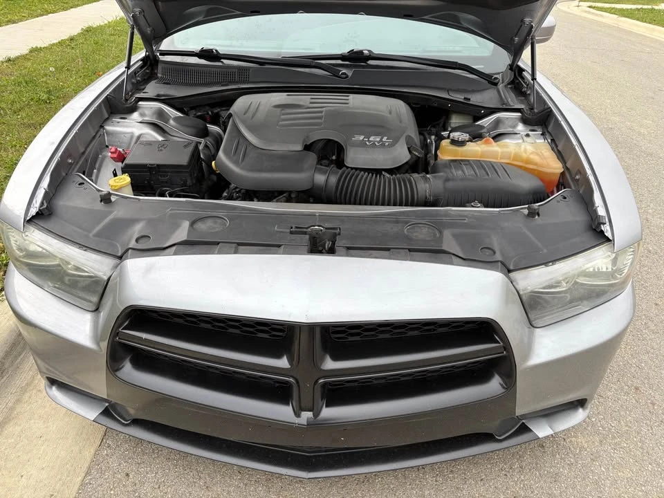 2013 Dodge Charger 7th Gen - Image 4 of 4