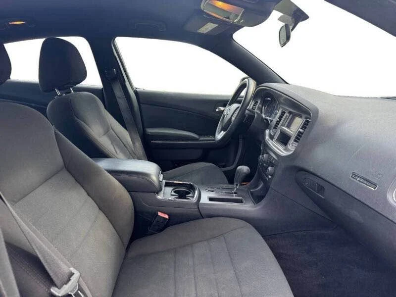 2013 Dodge Charger 7th Gen - Image 12 of 16