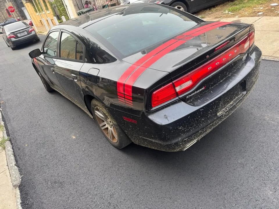 2013 Dodge Charger 7th Gen - Image 4 of 7
