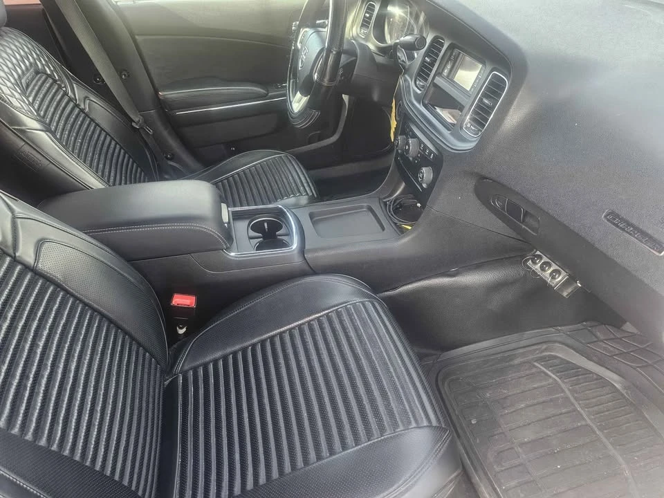 2013 Dodge Charger 7th Gen - Image 13 of 17
