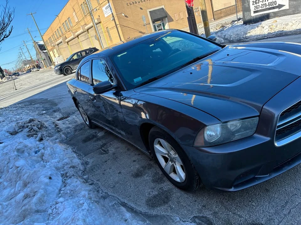 2013 Dodge Charger 7th Gen - Image 2 of 10