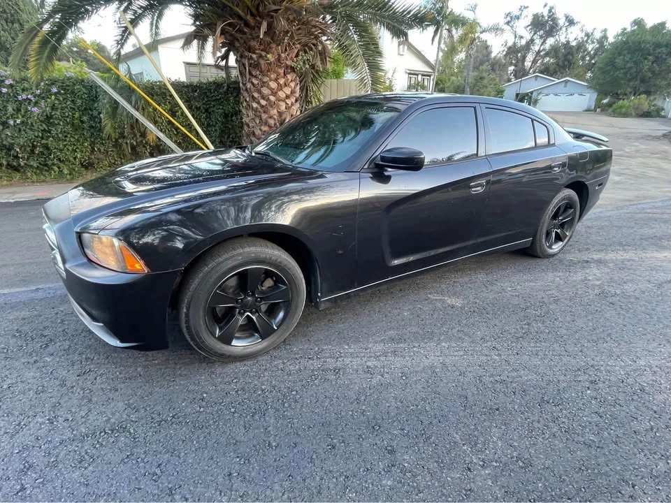 2013 Dodge Charger 7th Gen - Image 5 of 7