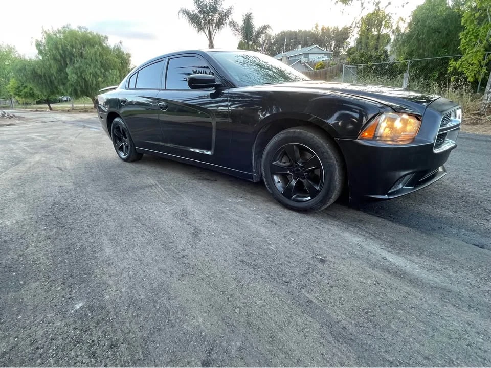 2013 Dodge Charger 7th Gen - Image 3 of 7