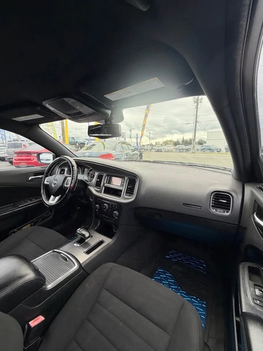 2013 Dodge Charger 7th Gen - Image 15 of 19