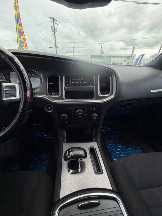 2013 Dodge Charger 7th Gen - Image 19 of 19