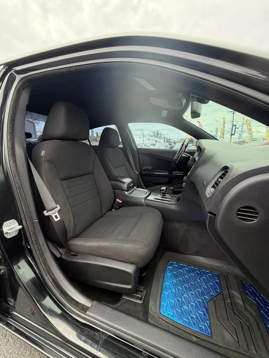 2013 Dodge Charger 7th Gen - Image 14 of 19