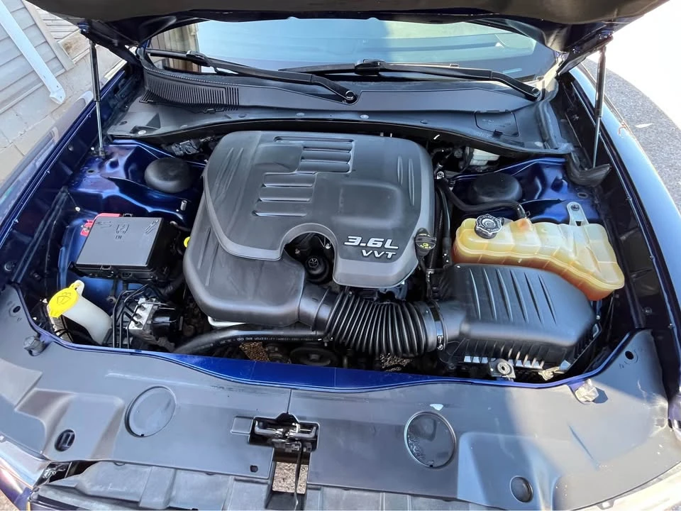 2013 Dodge Charger 7th Gen - Image 2 of 17