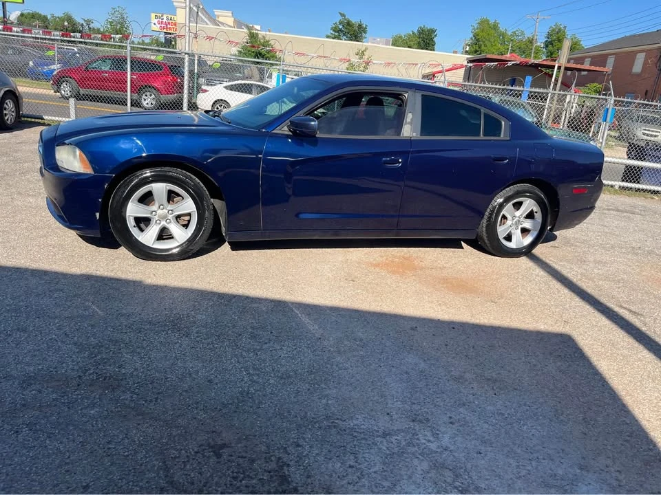 2013 Dodge Charger 7th Gen - Image 13 of 17