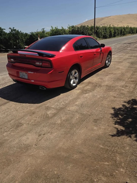 2013 Dodge Charger 7th Gen - Image 2 of 6