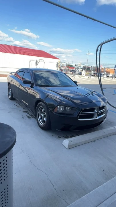 2013 Dodge Charger 7th Gen - Image 3 of 8