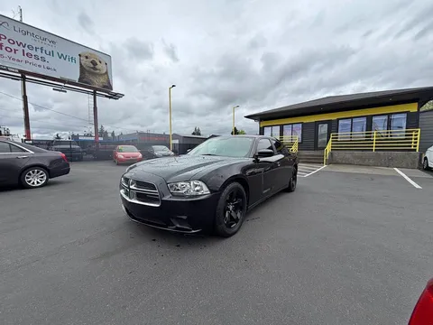 2013 Dodge Charger SE Sedan 4D