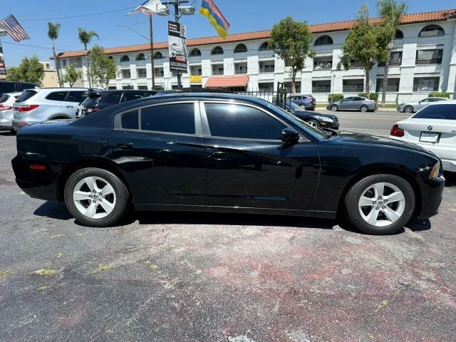 2013 Dodge Charger 7th Gen - Image 4 of 31