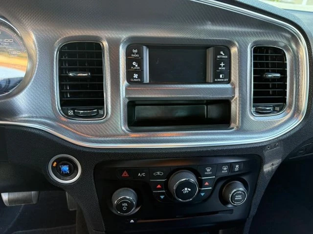 2013 Dodge Charger 7th Gen - Image 15 of 18