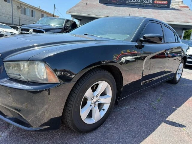 2013 Dodge Charger 7th Gen - Image 9 of 31