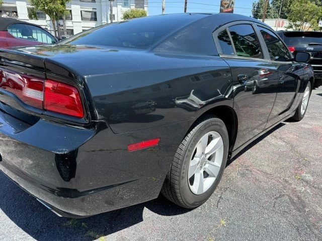 2013 Dodge Charger 7th Gen - Image 11 of 31