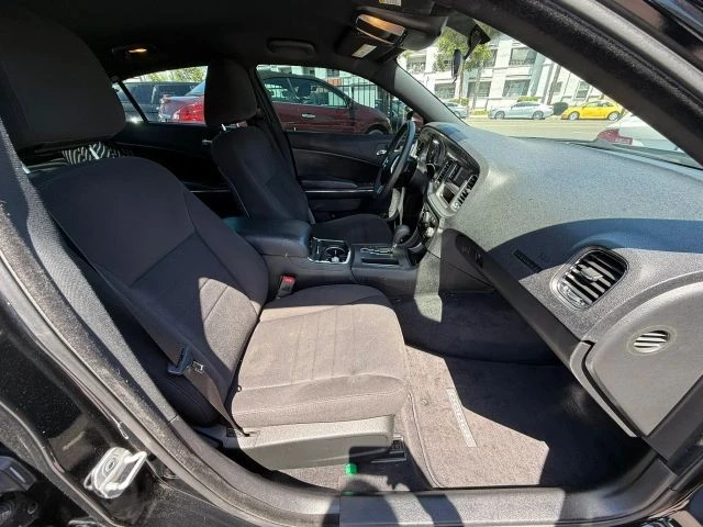 2013 Dodge Charger 7th Gen - Image 27 of 31