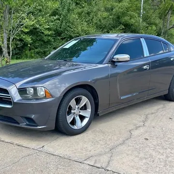 2013 Dodge Charger SE Sedan