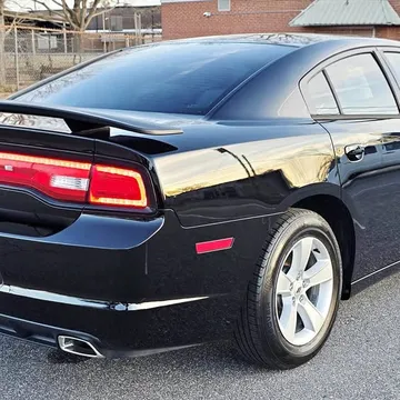 2013 Dodge Charger SE Sedan