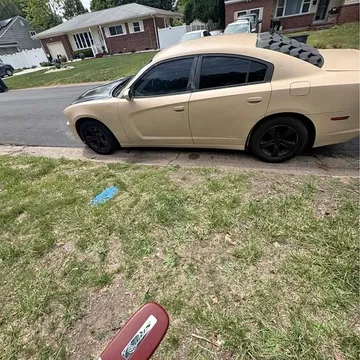 2013 Dodge Charger SE Sedan