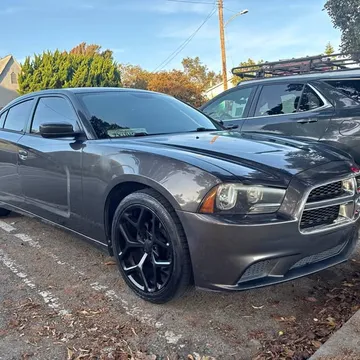 2013 Dodge Charger SE
