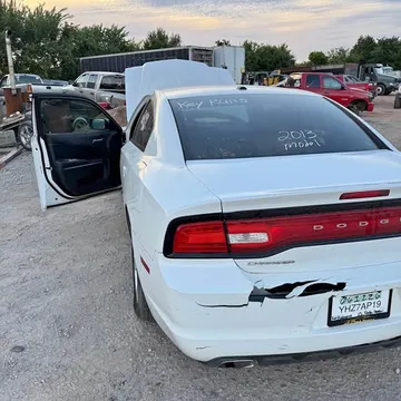 2013 Dodge Charger SE