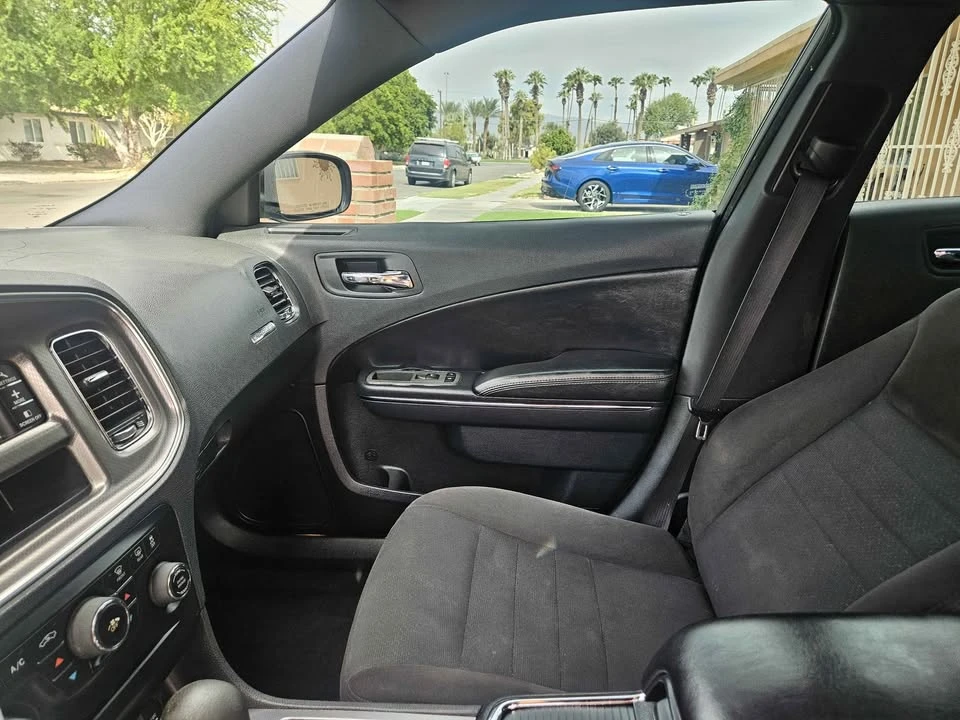 2013 Dodge Charger 7th Gen - Image 7 of 12