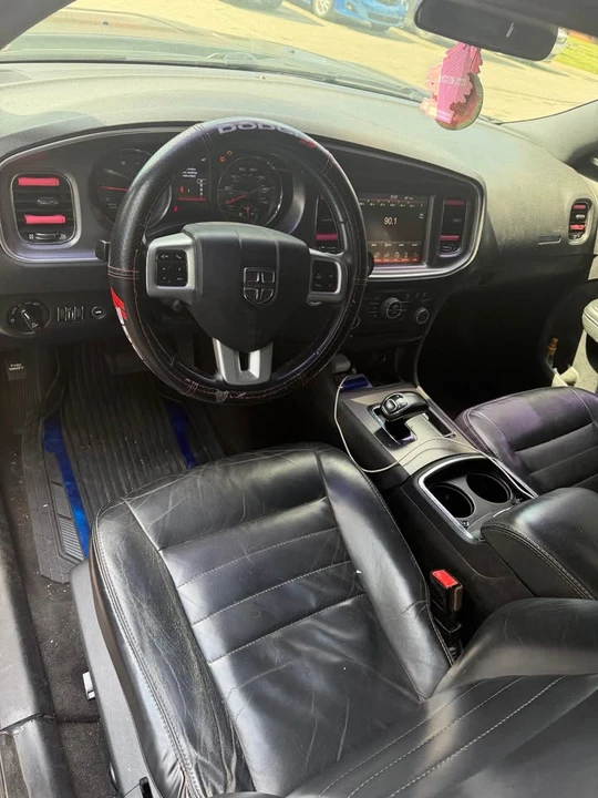 2013 Dodge Charger 7th Gen - Image 8 of 9