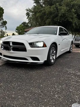 2013 Dodge Charger SE Sedan 4D