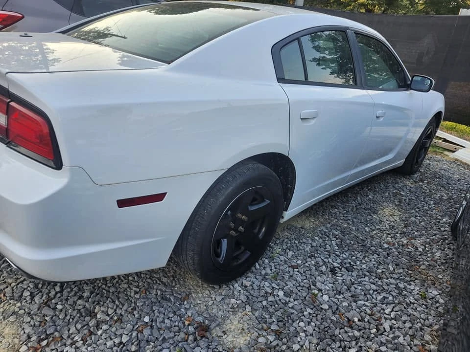 2013 Dodge Charger 7th Gen - Image 5 of 11