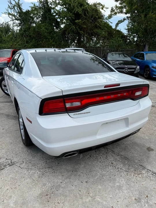 2013 Dodge Charger 7th Gen - Image 7 of 13