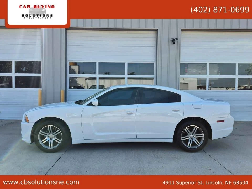 2013 Dodge Charger 7th Gen - Image 2 of 13