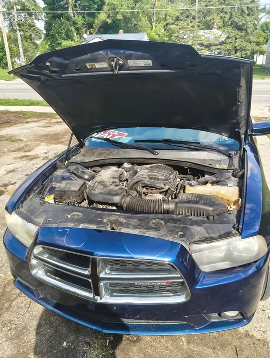 2013 Dodge Charger 7th Gen - Image 14 of 16